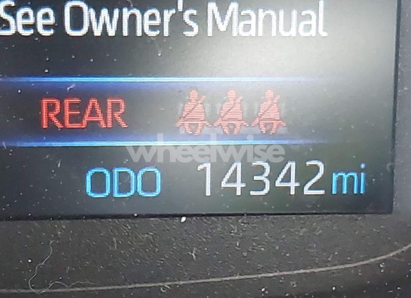 Photo 7 of 2021 Toyota Corolla LE (VIN JTDEPMAE7MJ175297)