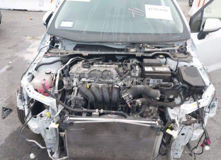 Photo 10 of 2022 Toyota Corolla LE (VIN JTDEPMAE7N3020352)