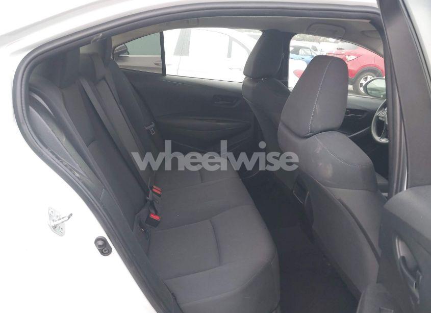 Photo 8 of 2022 Toyota Corolla LE (VIN JTDEPMAE7N3020352)