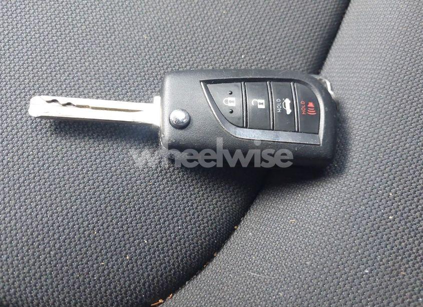 Photo 11 of 2022 Toyota Corolla LE (VIN JTDEPMAE7NJ227819)