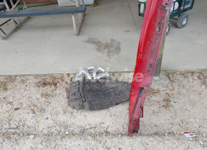 Photo 12 of 2021 Toyota Corolla LE (VIN JTDEPMAE8MJ132880)