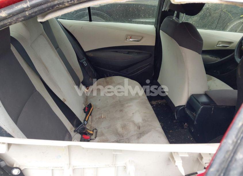 Photo 8 of 2021 Toyota Corolla LE (VIN JTDEPMAE8MJ132880)