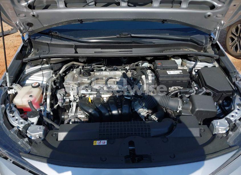 Photo 10 of 2021 Toyota Corolla LE (VIN JTDEPMAE8MJ186700)