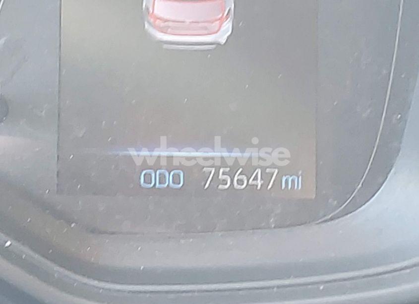 Photo 14 of 2021 Toyota Corolla LE (VIN JTDEPMAE8MJ186700)