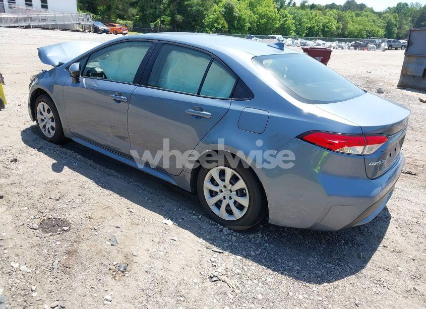 Photo 3 of 2022 Toyota Corolla LE (VIN JTDEPMAE8N3003253)