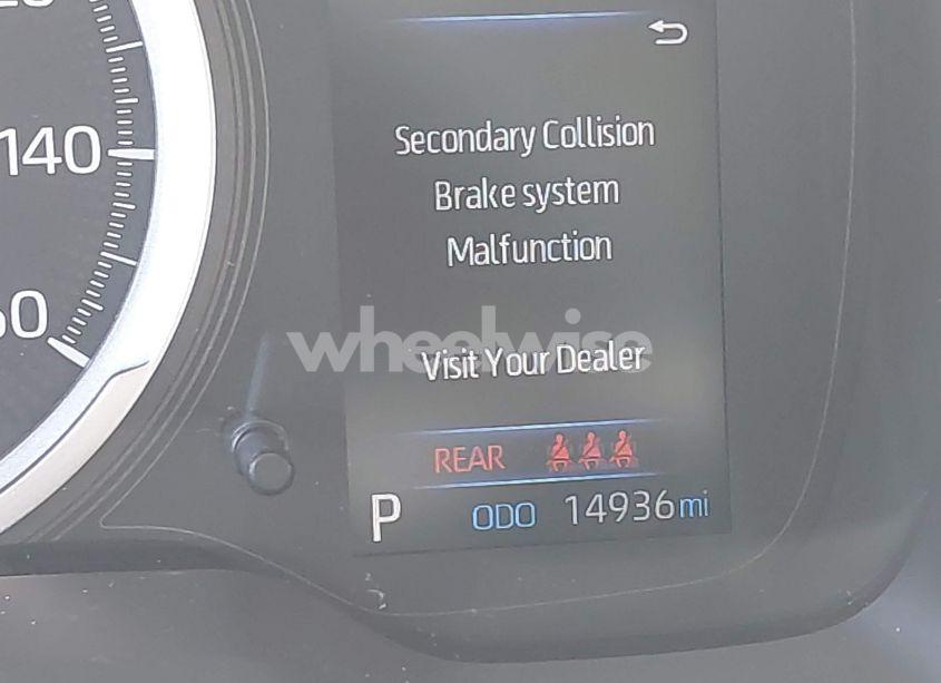 Photo 15 of 2022 Toyota Corolla LE (VIN JTDEPMAE8N3014799)