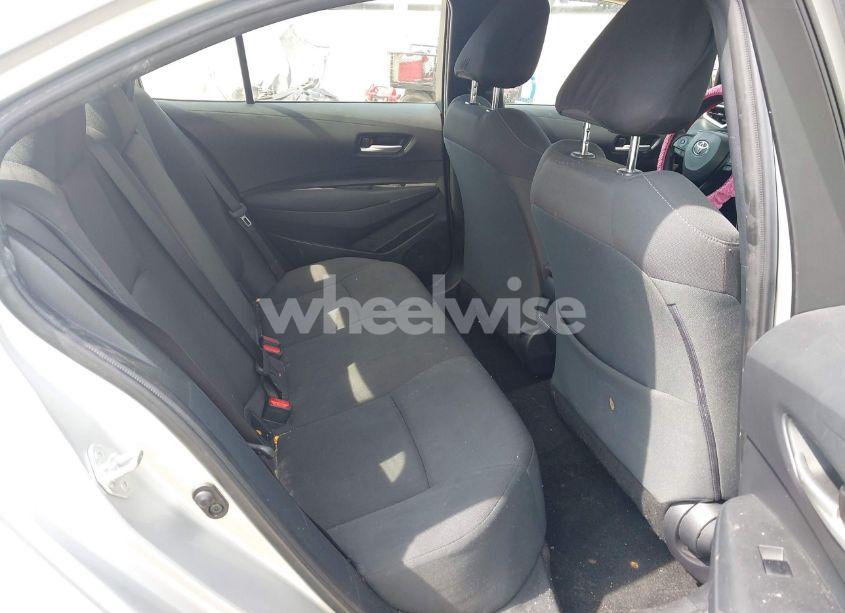 Photo 8 of 2021 Toyota Corolla LE (VIN JTDEPMAE9MJ130944)