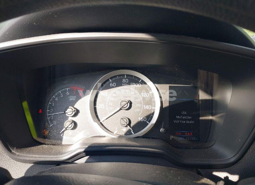 Photo 7 of 2021 Toyota Corolla LE (VIN JTDEPMAE9MJ171204)