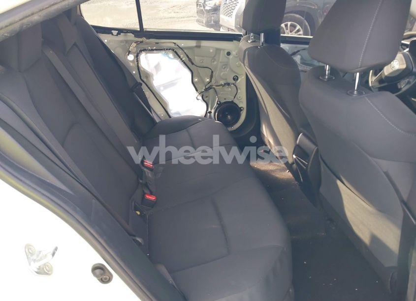 Photo 8 of 2021 Toyota Corolla LE (VIN JTDEPMAE9MJ171204)