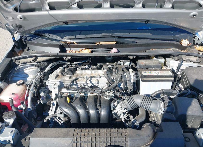 Photo 10 of 2021 Toyota Corolla LE (VIN JTDEPMAE9MJ180856)