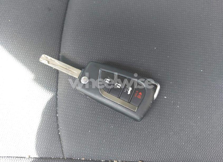 Photo 11 of 2022 Toyota Corolla LE (VIN JTDEPMAE9NJ191650)