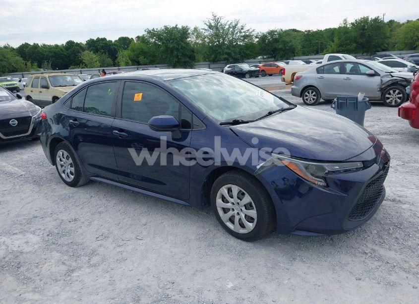 2021 Toyota Corolla LE (VIN JTDEPMAEXMJ166626) main photo