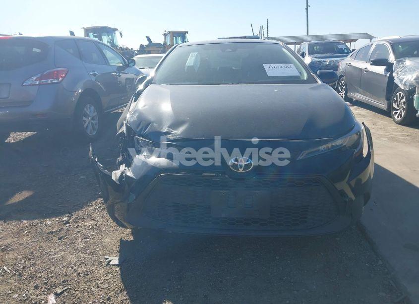 Photo 11 of 2021 Toyota Corolla LE (VIN JTDEPMAEXMJ179053)