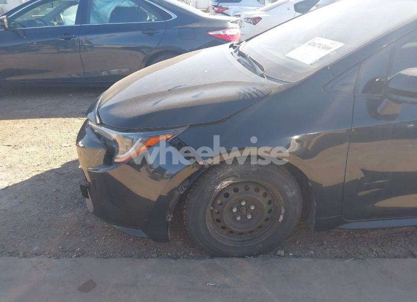 Photo 17 of 2021 Toyota Corolla LE (VIN JTDEPMAEXMJ179053)