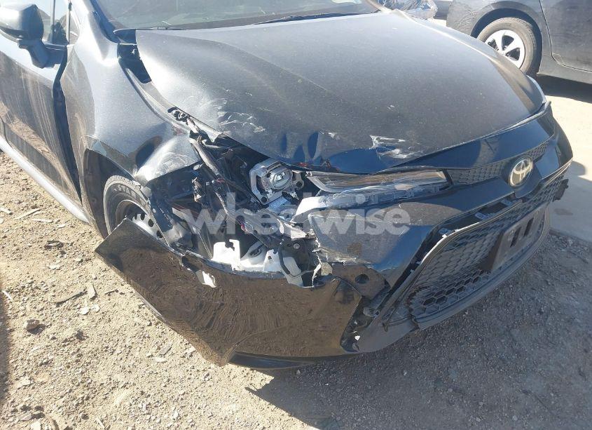 Photo 6 of 2021 Toyota Corolla LE (VIN JTDEPMAEXMJ179053)