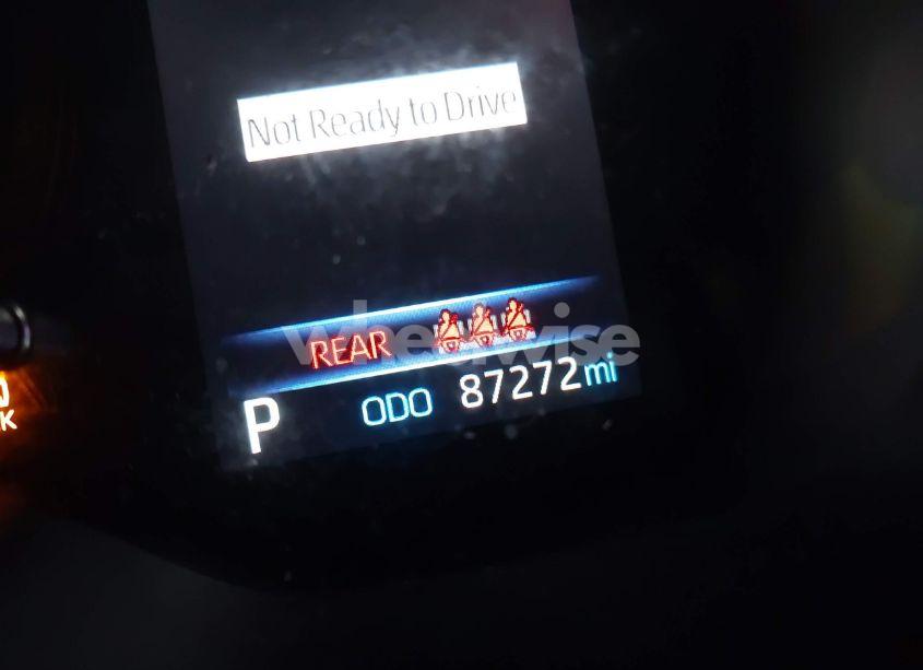 Photo 15 of 2022 Toyota Corolla LE (VIN JTDEPMAEXN3002038)