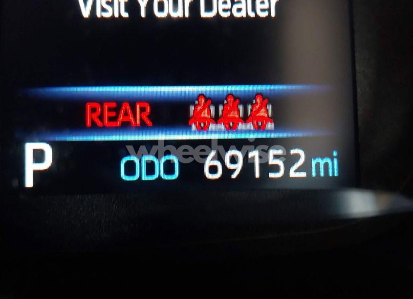 Photo 15 of 2022 Toyota Corolla LE (VIN JTDEPMAEXNJ203272)