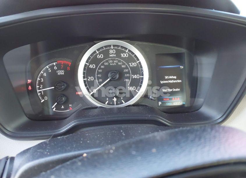 Photo 7 of 2022 Toyota Corolla LE (VIN JTDEPMAEXNJ203272)