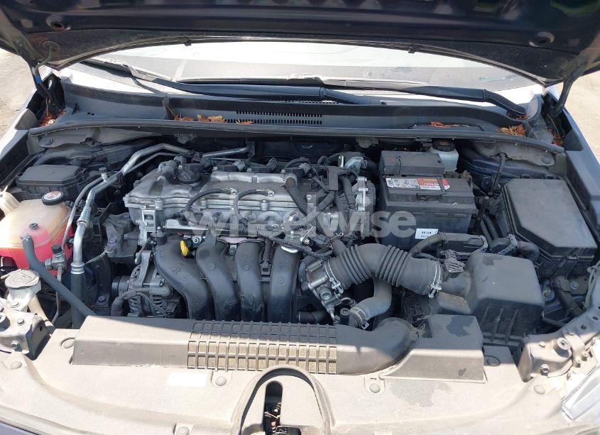 Photo 10 of 2020 Toyota Corolla LE (VIN JTDEPRAE0LJ013247)