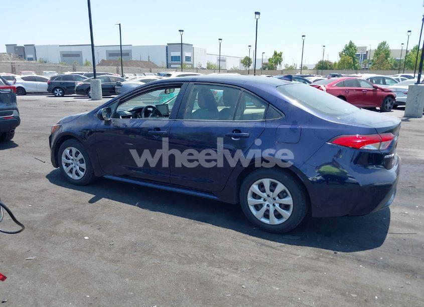 Photo 14 of 2020 Toyota Corolla LE (VIN JTDEPRAE0LJ013247)