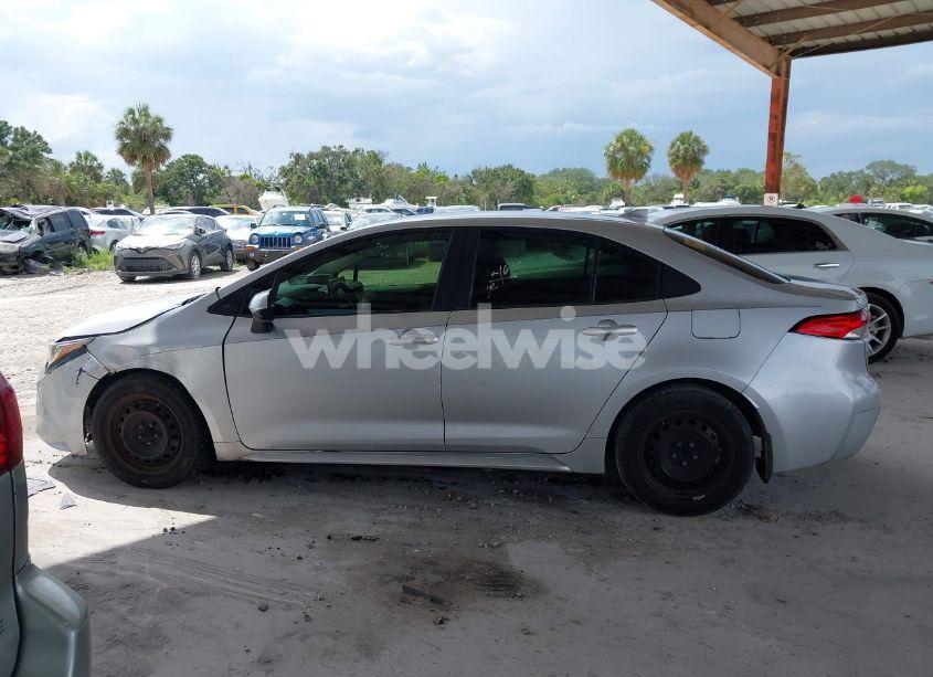 Photo 14 of 2020 Toyota Corolla LE (VIN JTDEPRAE1LJ067446)