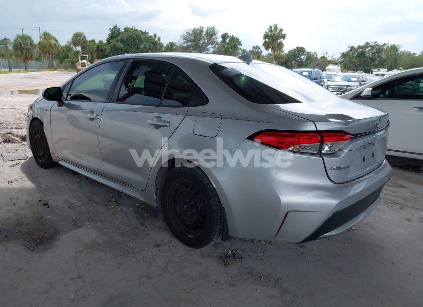 Photo 3 of 2020 Toyota Corolla LE (VIN JTDEPRAE1LJ067446)