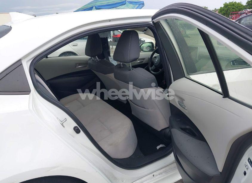 Photo 8 of 2020 Toyota Corolla LE (VIN JTDEPRAE2LJ014268)