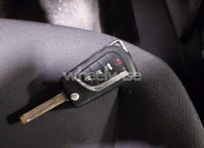 Photo 11 of 2020 Toyota Corolla LE (VIN JTDEPRAE2LJ044709)