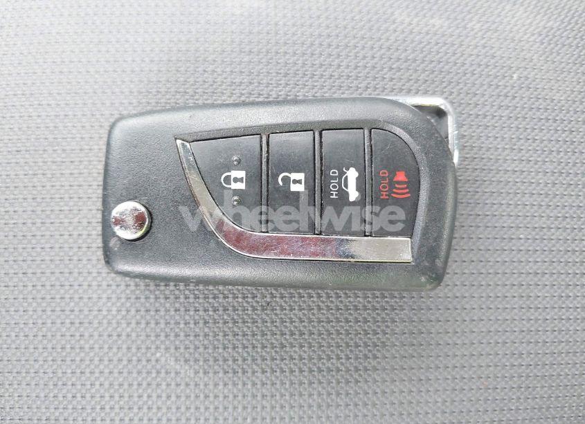 Photo 11 of 2020 Toyota Corolla LE (VIN JTDEPRAE2LJ091965)