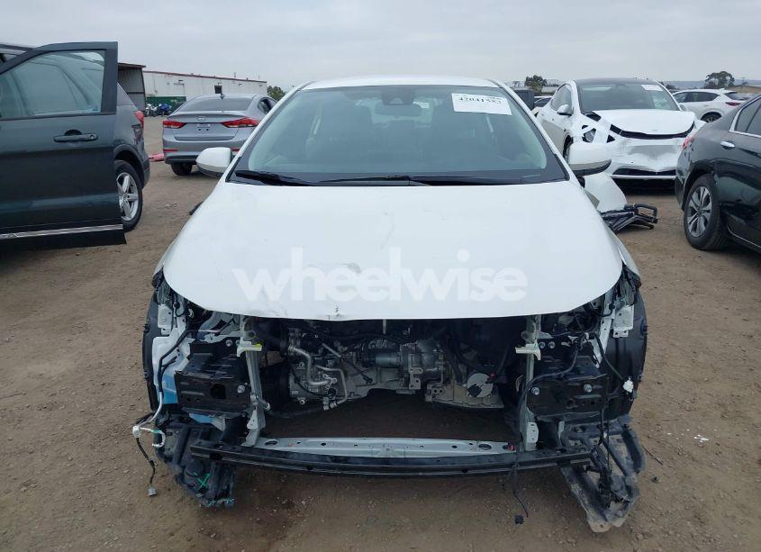 Photo 6 of 2020 Toyota Corolla LE (VIN JTDEPRAE2LJ091965)