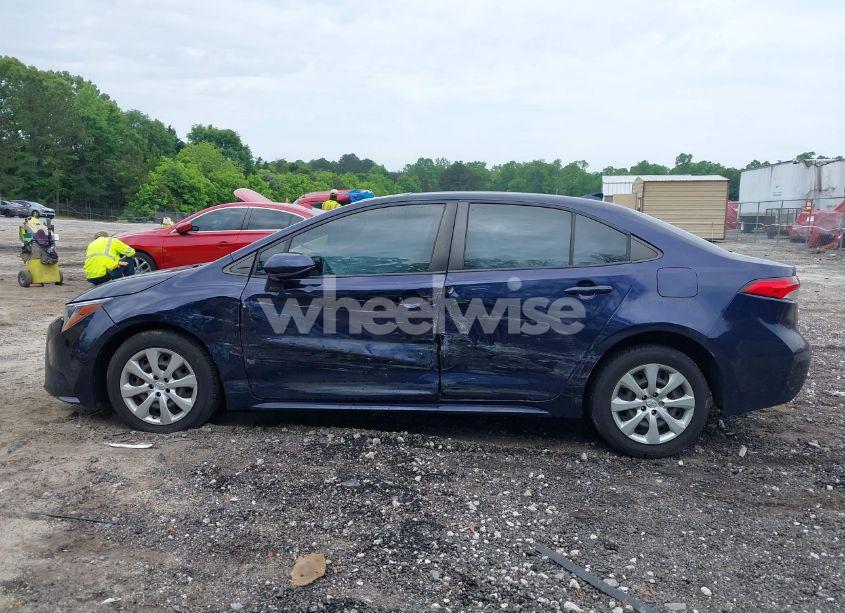 Photo 15 of 2020 Toyota Corolla LE (VIN JTDEPRAE2LJ098723)