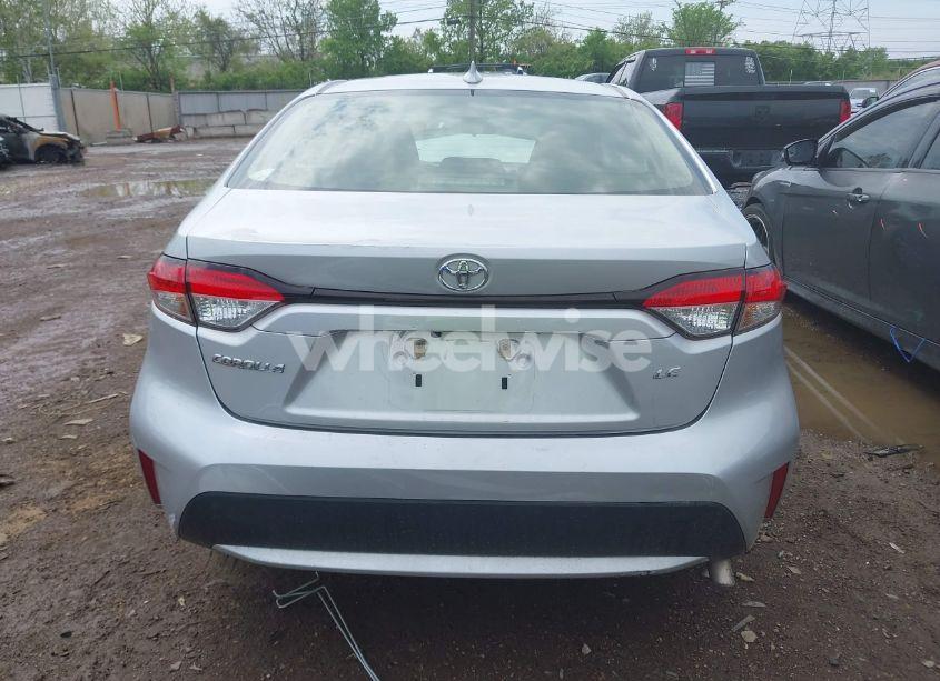 Photo 17 of 2020 Toyota Corolla LE (VIN JTDEPRAE2LJ102365)