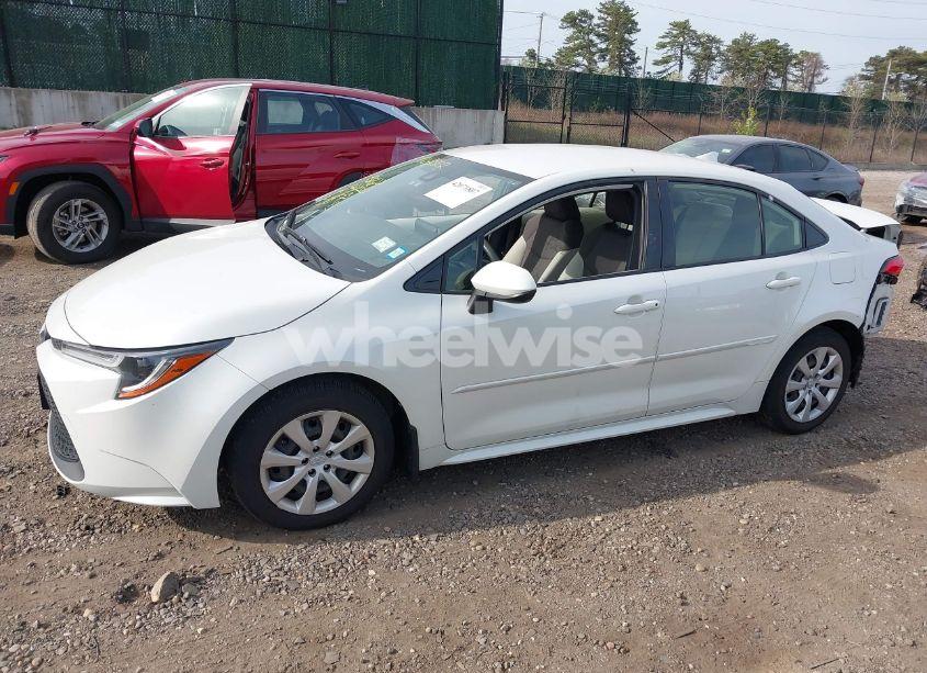 Photo 14 of 2020 Toyota Corolla LE (VIN JTDEPRAE3LJ011797)