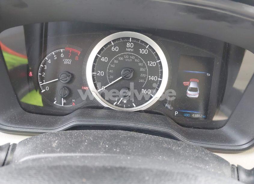 Photo 15 of 2020 Toyota Corolla LE (VIN JTDEPRAE3LJ011797)