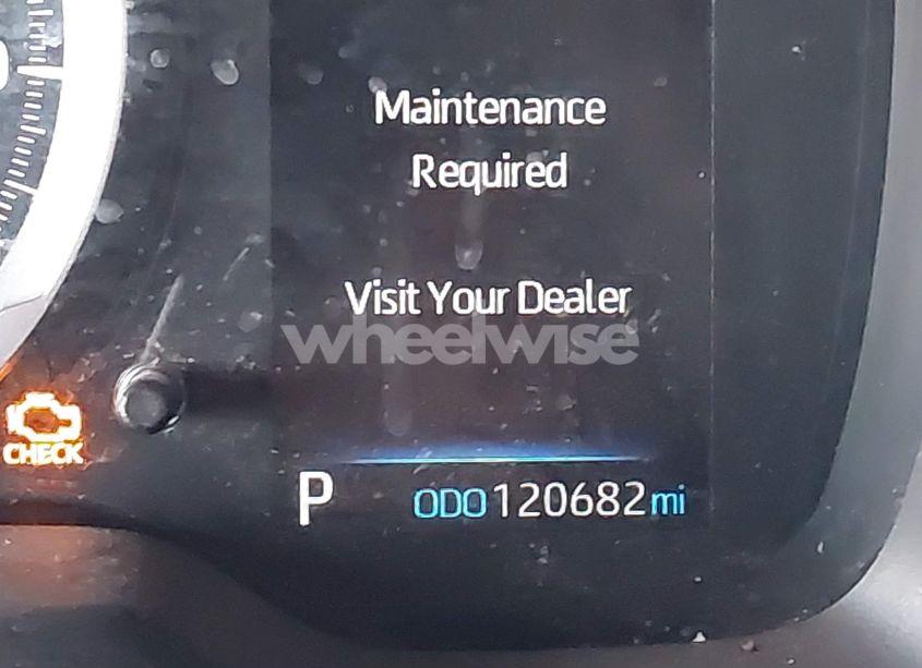 Photo 15 of 2020 Toyota Corolla LE (VIN JTDEPRAE3LJ074916)