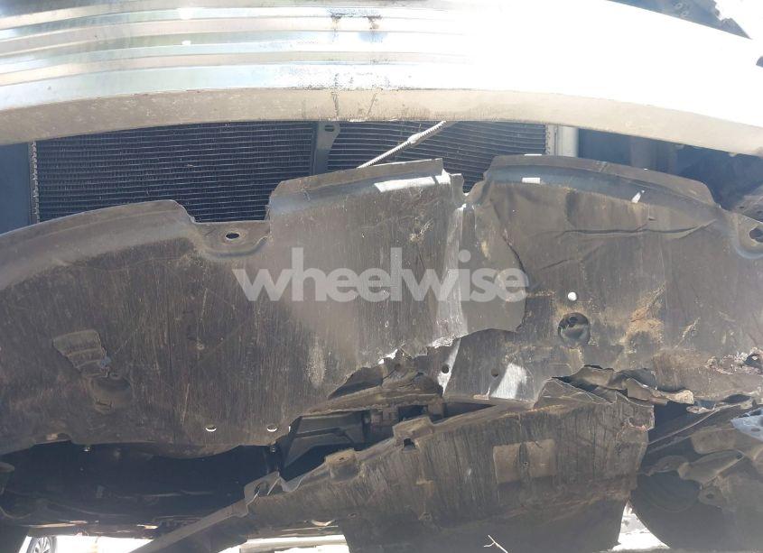 Photo 20 of 2020 Toyota Corolla LE (VIN JTDEPRAE4LJ079090)