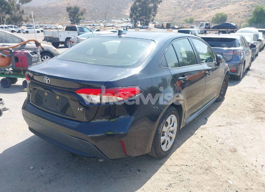 Photo 4 of 2020 Toyota Corolla LE (VIN JTDEPRAE4LJ079090)