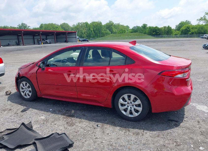 Photo 14 of 2020 Toyota Corolla LE (VIN JTDEPRAE5LJ011820)