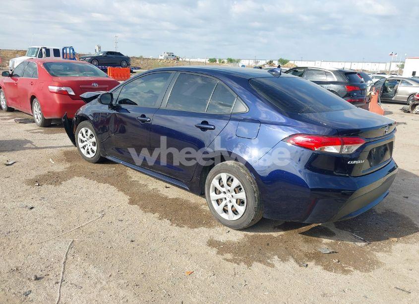 Photo 3 of 2020 Toyota Corolla LE (VIN JTDEPRAE5LJ060953)