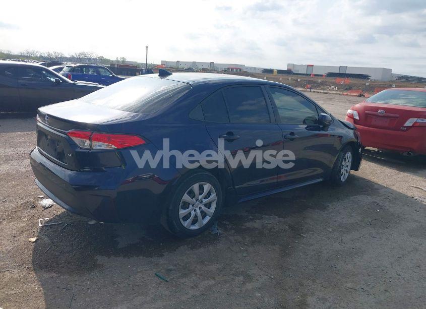 Photo 4 of 2020 Toyota Corolla LE (VIN JTDEPRAE5LJ060953)