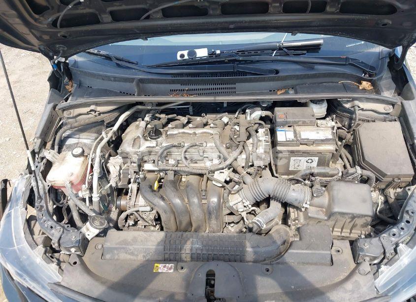 Photo 10 of 2020 Toyota Corolla LE (VIN JTDEPRAE5LJ099347)