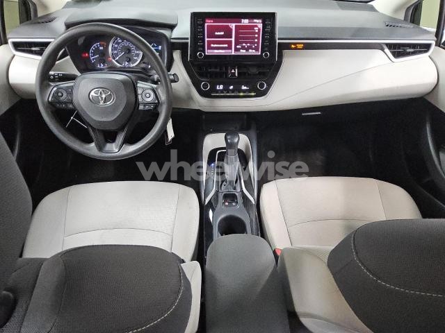 Photo 4 of 2020 TOYOTA COROLLA LE (VIN JTDEPRAE6LJ003905)