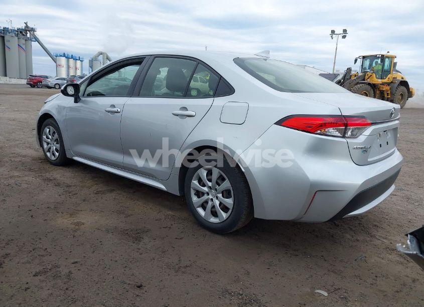 Photo 3 of 2020 Toyota Corolla LE (VIN JTDEPRAE6LJ095761)