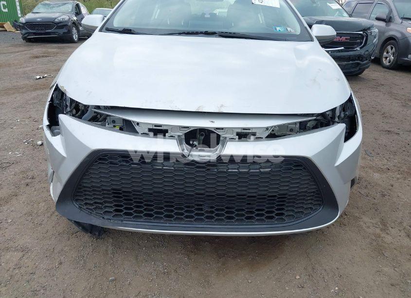 Photo 6 of 2020 Toyota Corolla LE (VIN JTDEPRAE6LJ095761)
