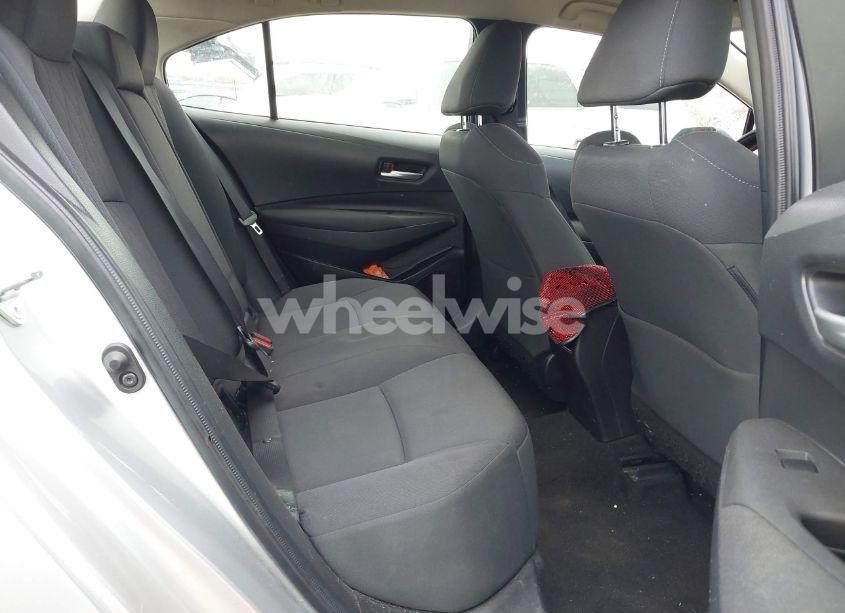 Photo 8 of 2020 Toyota Corolla LE (VIN JTDEPRAE6LJ095761)