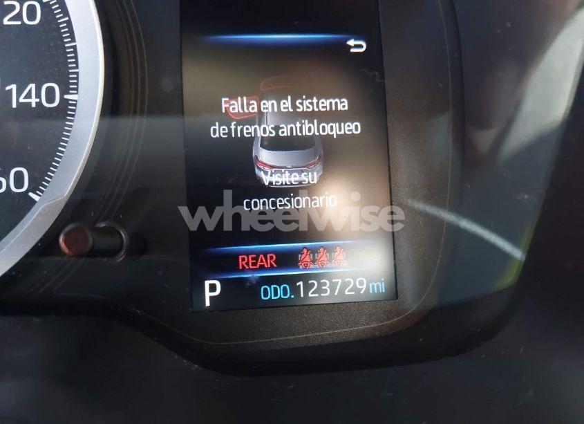 Photo 15 of 2020 Toyota Corolla LE (VIN JTDEPRAE7LJ022396)