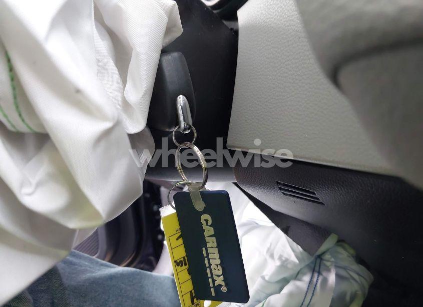 Photo 11 of 2020 Toyota Corolla LE (VIN JTDEPRAE7LJ091038)