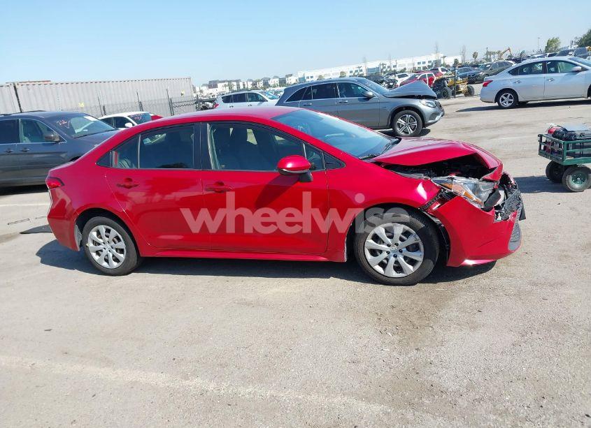 Photo 13 of 2020 Toyota Corolla LE (VIN JTDEPRAE8LJ016414)