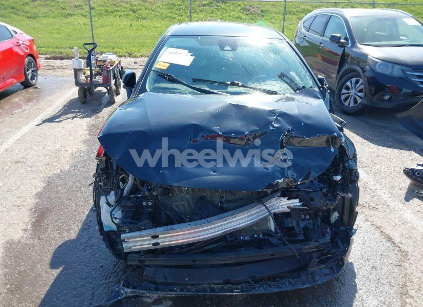 Photo 13 of 2020 Toyota Corolla LE (VIN JTDEPRAE8LJ019023)