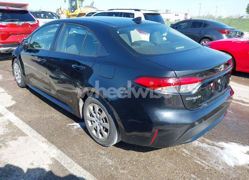 Photo 3 of 2020 Toyota Corolla LE (VIN JTDEPRAE8LJ019023)